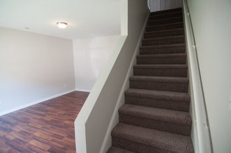 2223 Summit St in Durham, NC - Foto de edificio - Building Photo