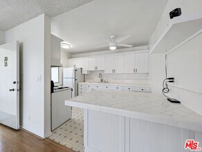 440 Raymond Ave in Santa Monica, CA - Building Photo - Building Photo