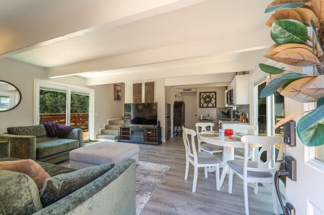 19220 Pleasantview Dr in Groveland, CA - Building Photo - Building Photo