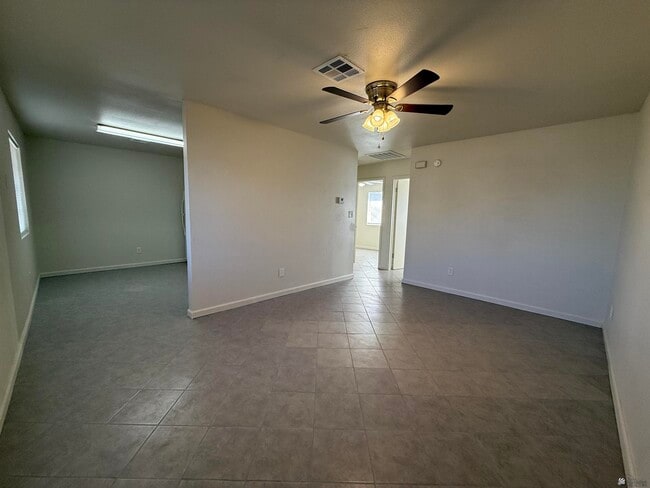 255 E 23rd St in Yuma, AZ - Building Photo - Building Photo