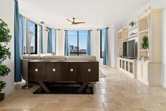 701 S Olive Ave in West Palm Beach, FL - Building Photo - Building Photo