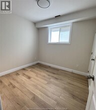 448 Crawford Ave in Windsor, ON - Building Photo - Building Photo