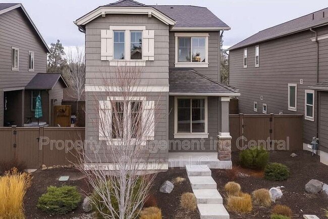 property at 2860 Yew Park Ln