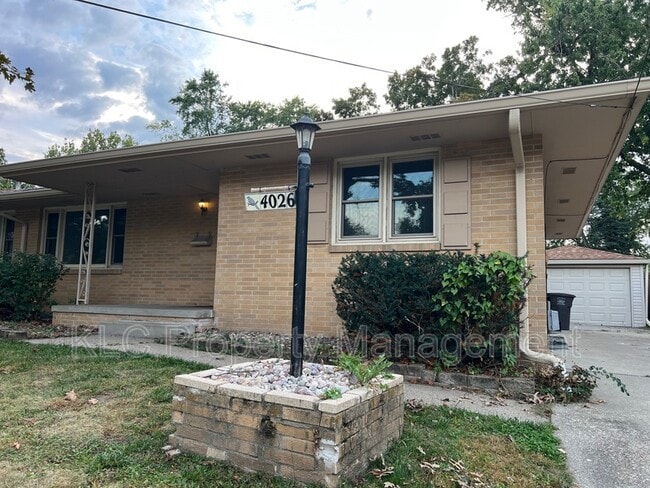 4026 43rd St in Des Moines, IA - Building Photo - Building Photo
