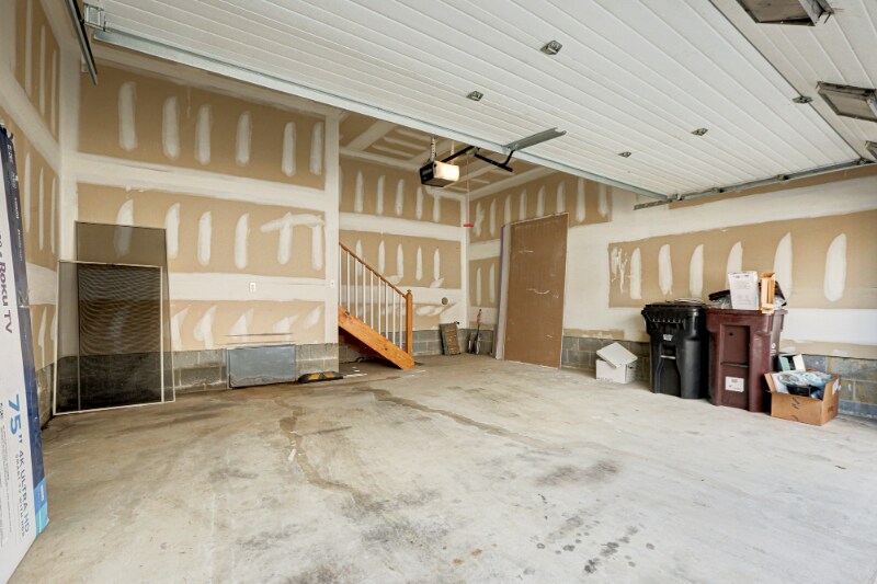 194 Christina Landing Dr in Wilmington, DE - Building Photo