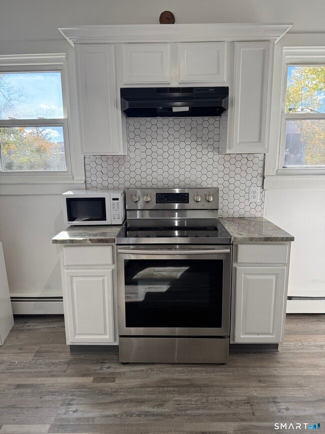 2657 Main St in Hartford, CT - Building Photo - Building Photo