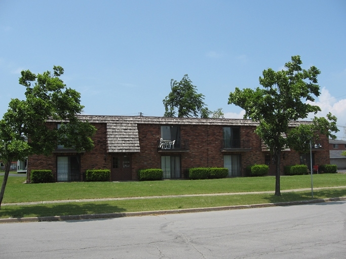 460-462 Emerson Dr in Buffalo, NY - Foto de edificio