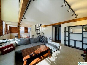 101 W Race St in Catasauqua, PA - Building Photo - Building Photo