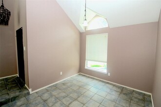3515 Woodmere Ln in Sugar Land, TX - Building Photo - Building Photo