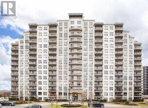 1030-1030 Coronation Dr in London, ON - Building Photo - Building Photo