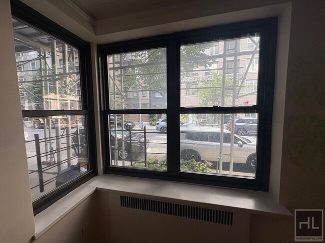 EAST 24 STREET in New York, NY - Building Photo - Building Photo