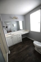 4400 Greensbury Dr in New Albany, OH - Building Photo - Building Photo