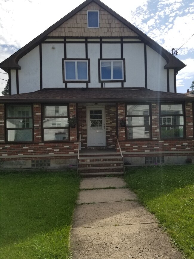 539 Main St Rentals in Summerhill, PA