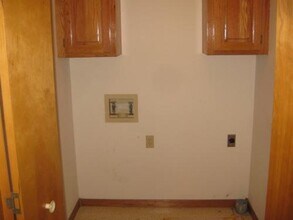 2818 W Vale St in Springfield, MO - Building Photo - Building Photo