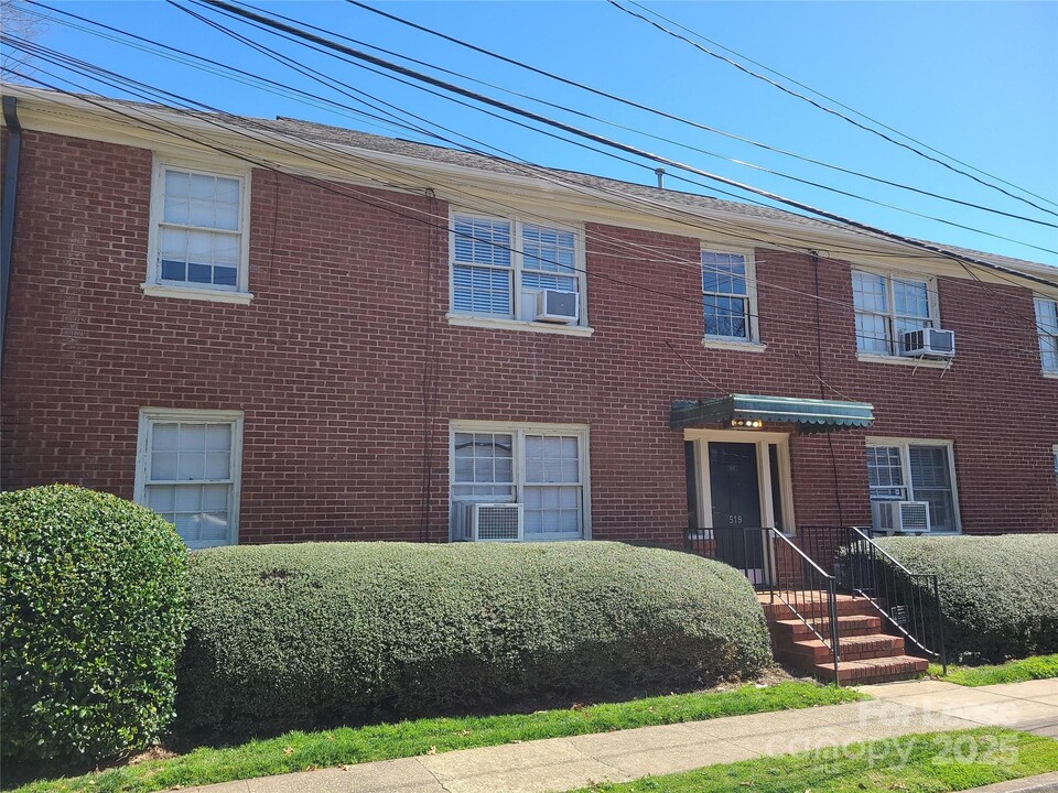 519 Willoughby St in Charlotte, NC - Building Photo