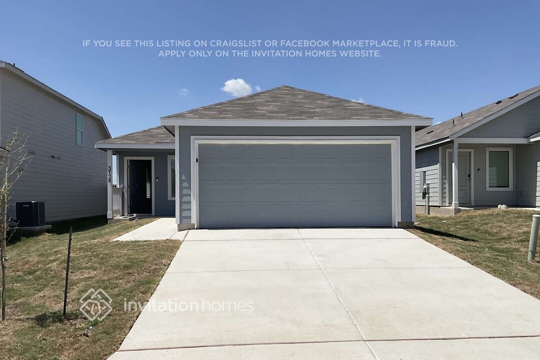 3728 Axis Hl St in New Braunfels, TX - Foto de edificio