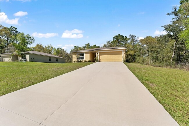 1723 W Country Club Blvd, Unit C28 in Citrus Springs, FL - Building Photo - Building Photo