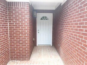 2715 Sterling Creek Pointe in Snellville, GA - Building Photo - Building Photo