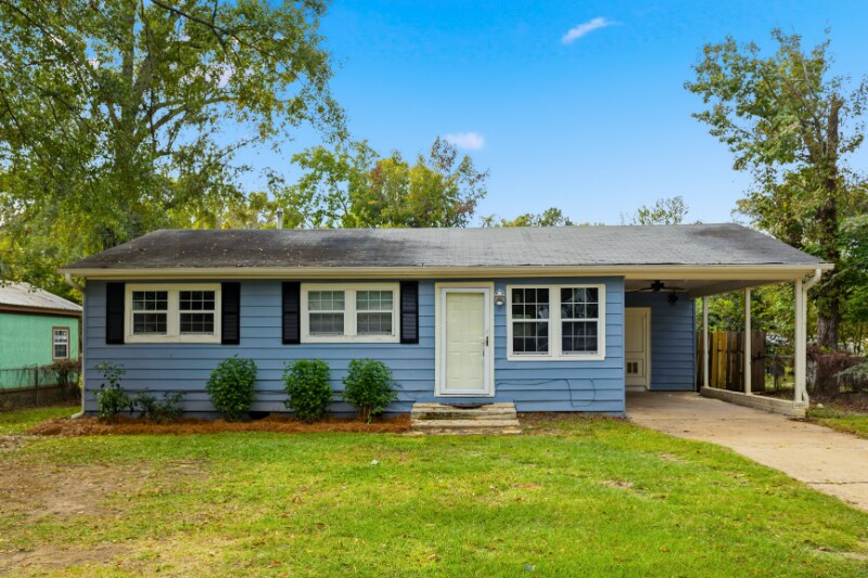 205 Cunningham Dr in Pearl, MS - Building Photo