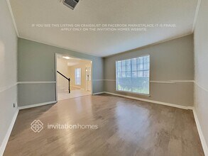 5807 Theall Rd in Houston, TX - Building Photo - Building Photo