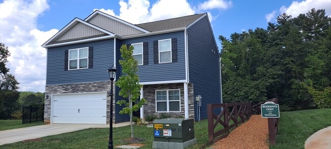 7201 Jumping Jack Ln in Knoxville, TN - Building Photo - Building Photo