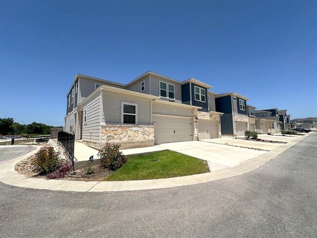 property at 1850 Settlers Glen Dr