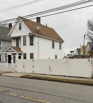 412 Dewey St in Bridgeport, CT - Building Photo