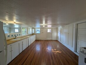 531 C St in San Rafael, CA - Foto de edificio - Building Photo