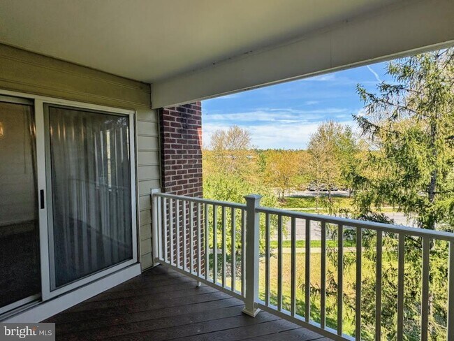 2402 Ellsworth Way in Frederick, MD - Building Photo - Building Photo