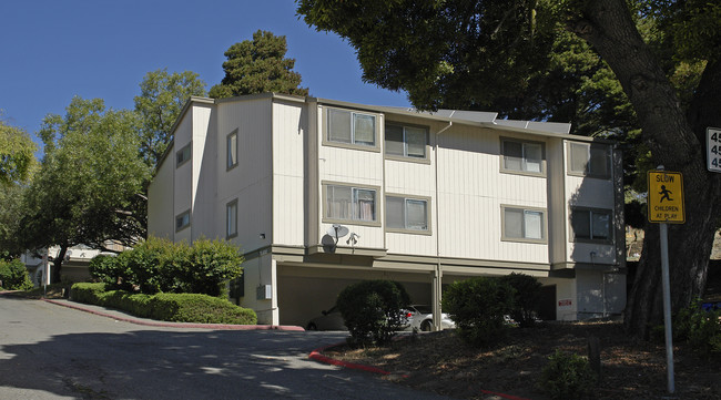 4551-4553 Appian Way in El Sobrante, CA - Building Photo - Building Photo