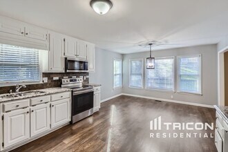 220 Pepperdine Way in Fayetteville, GA - Building Photo - Building Photo