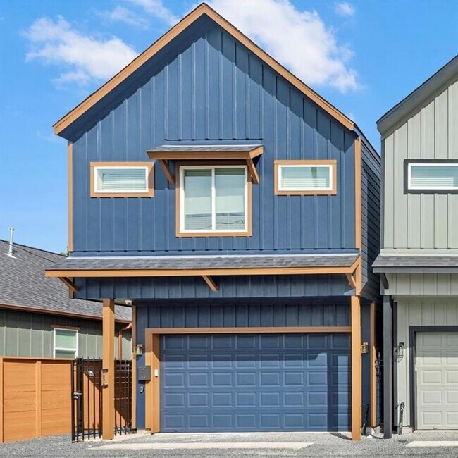 property at 603 N Milby St