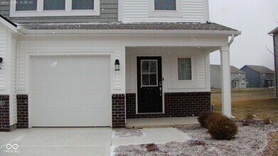 5916 Sunstone Rd in Indianapolis, IN - Building Photo - Building Photo