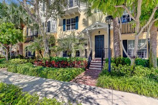 343 Flamingo Dr in West Palm Beach, FL - Building Photo