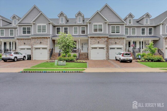 property at 25 Gonzalez Dr