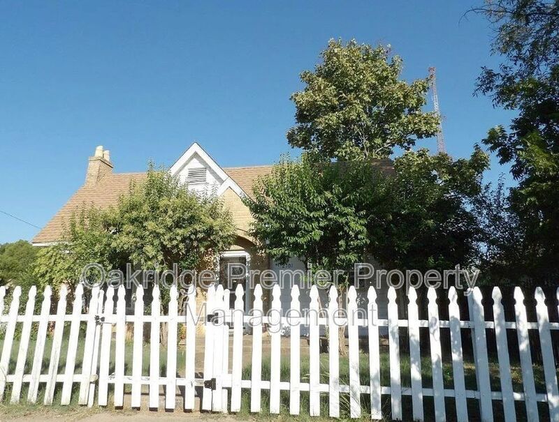 2701 Stuart Dr in Fort Worth, TX - Building Photo