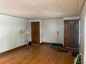 27 Henley Rd in Buffalo, NY - Building Photo - Building Photo