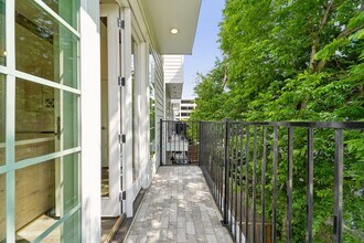 2520 Ohsfeldt St in Houston, TX - Building Photo - Building Photo