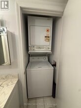 5 Everson Dr in Toronto, ON - Building Photo - Building Photo