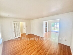 16736 Amherst Oak Ln in Colonial Heights, VA - Building Photo - Building Photo