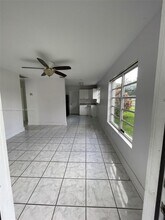 5751 SW 38th Ct in Davie, FL - Building Photo - Building Photo