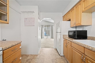 3885 Topaz Ln in Virginia Beach, VA - Building Photo - Building Photo