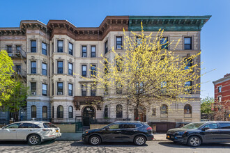 494 Jefferson Ave in Brooklyn, NY - Building Photo - Building Photo