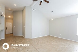 304 Meadowglen Dr in Cedar Hill, TX - Foto de edificio - Building Photo