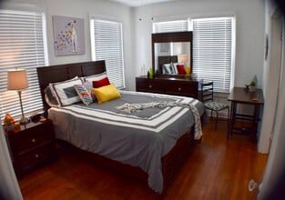 407 S Melville Ave, Unit 10 in Tampa, FL - Building Photo - Building Photo