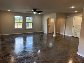 1407 Crescent Bentonville Crescent in Bentonville, AR - Building Photo - Building Photo