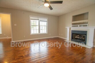 3685 Pioneer Dr in Hope Mills, NC - Building Photo - Building Photo