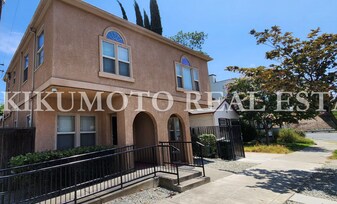 2017 30th St in Sacramento, CA - Building Photo