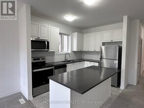 231 Ridley Cres in Southgate, ON - Building Photo - Building Photo