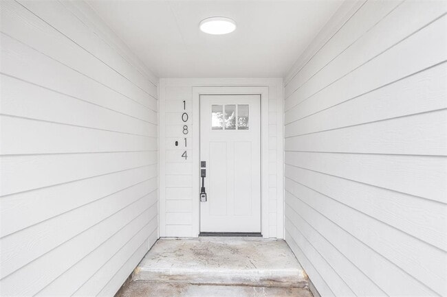property at 10814 MacKenzie Dr